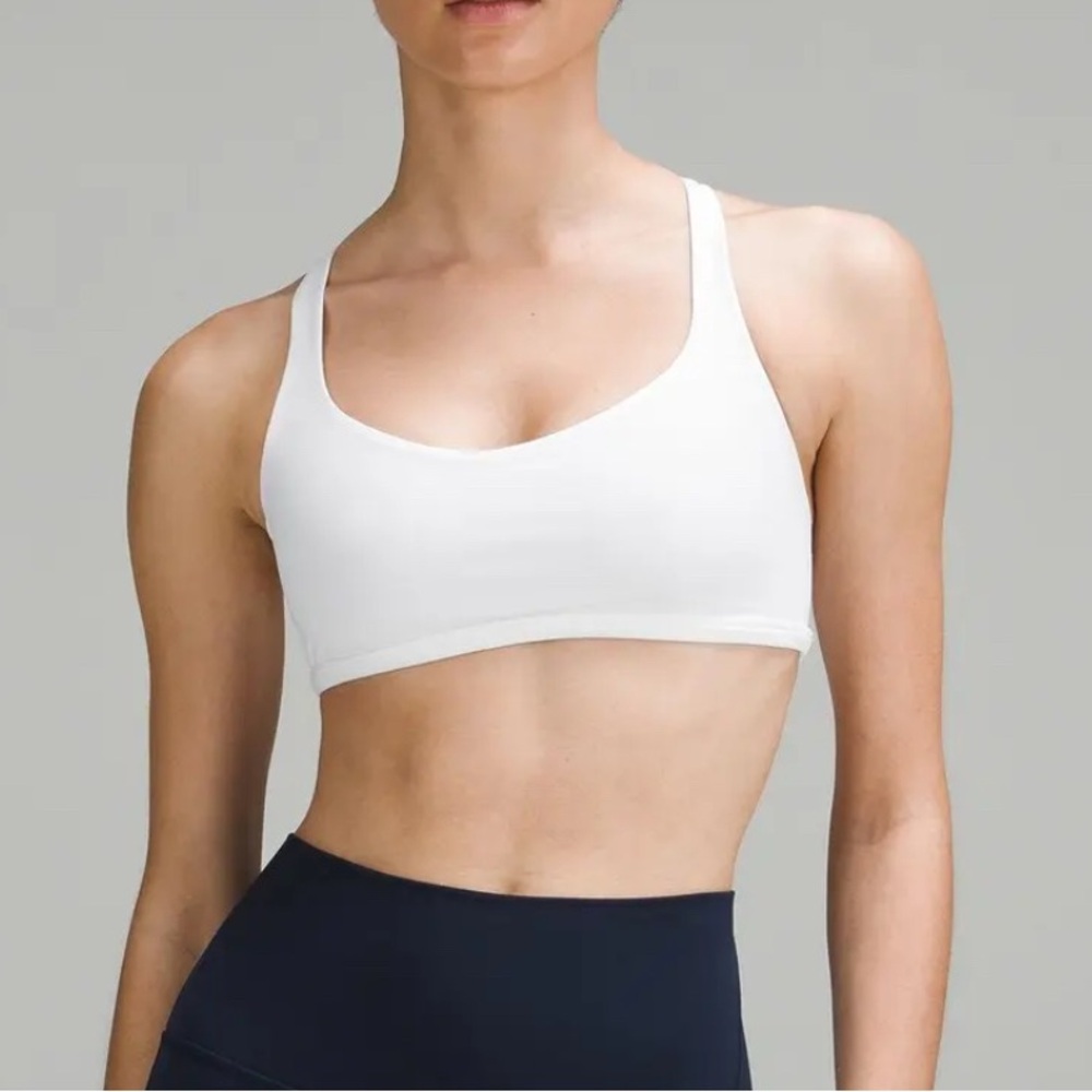 lululemon athletica Free to Be Wild Strappy Sports Bra White Size 6 - Picture 2 of 6